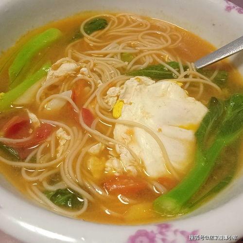 吃瓜吃面头像女,揭秘吃瓜吃面头像女生的独特魅力